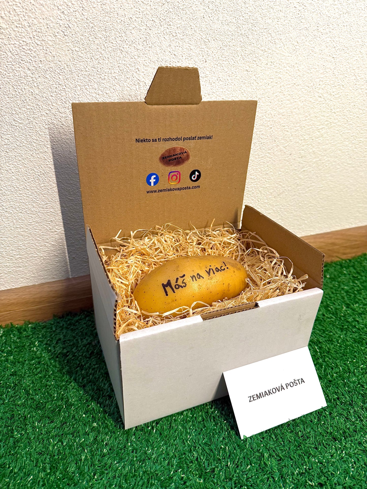 Vlastný zemiak s odkazom