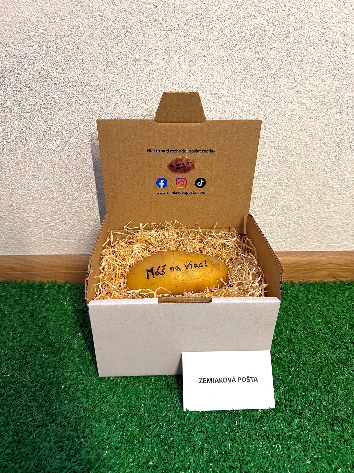 Vlastný zemiak s odkazom